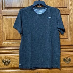 Men’s Nike dri-fit T-shirt